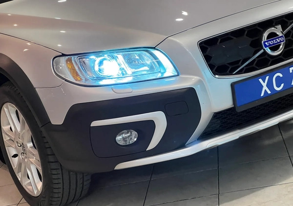 Volvo XC 70 cena 139900 przebieg: 124000, rok produkcji 2016 z Bytów małe 596